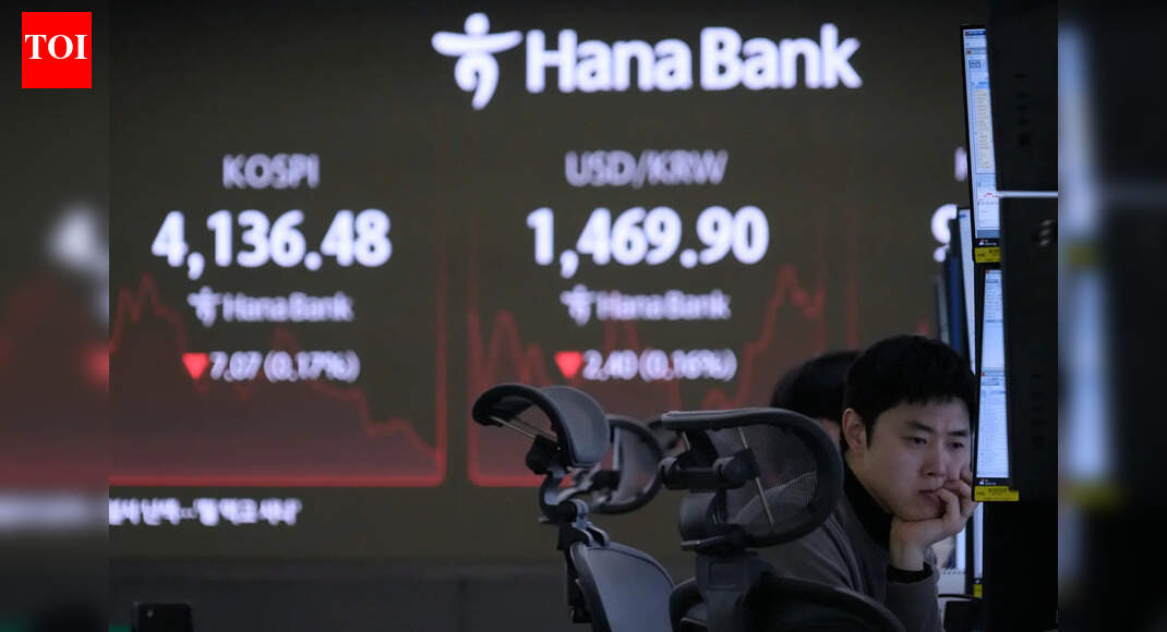 Asian stocks today: Markets slump ahead of Fed's interest rate decision; Nikkei trims over 170 points, HSI falls 0.3%