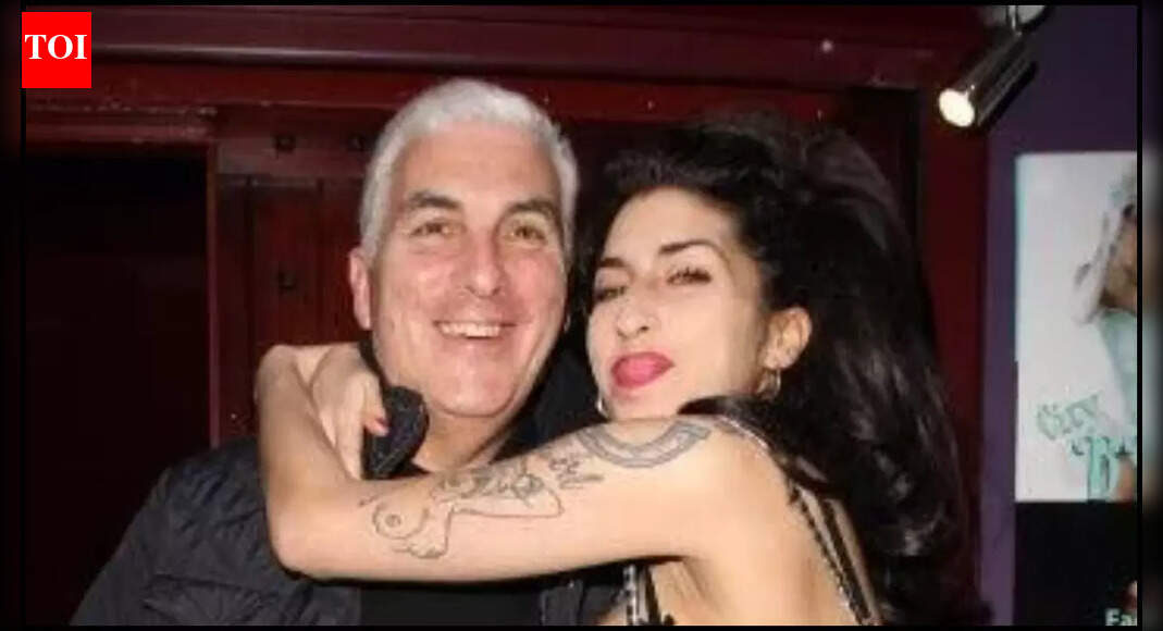 Amy Winehouse's father sues her two friends for 'deliberately selling' items