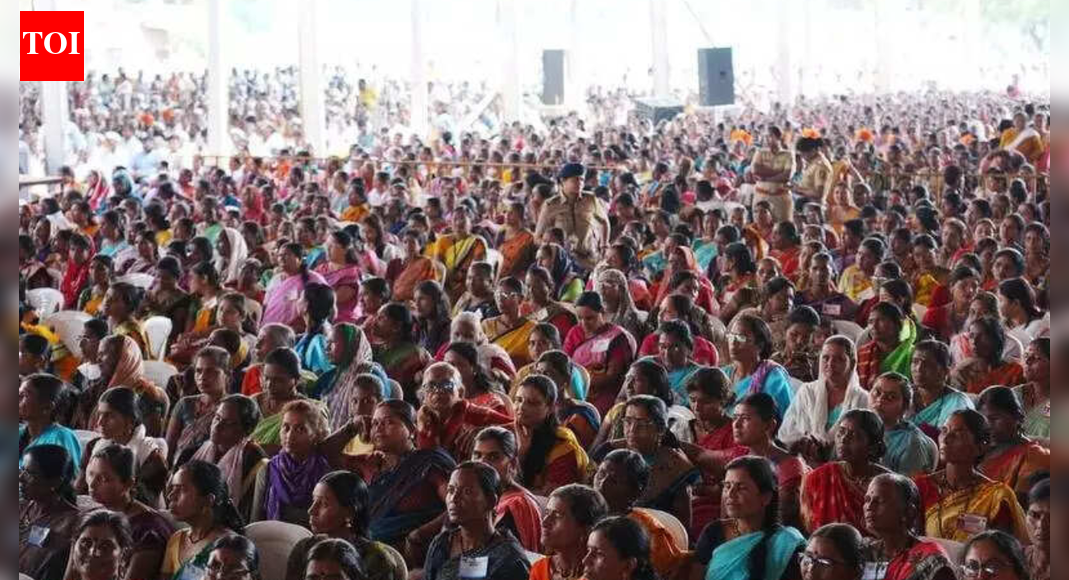 Laadki Bahin scheme: Maharashtra govt to recover dole from 14,000+ men; 1.5k staffers took Rs 14.5cr