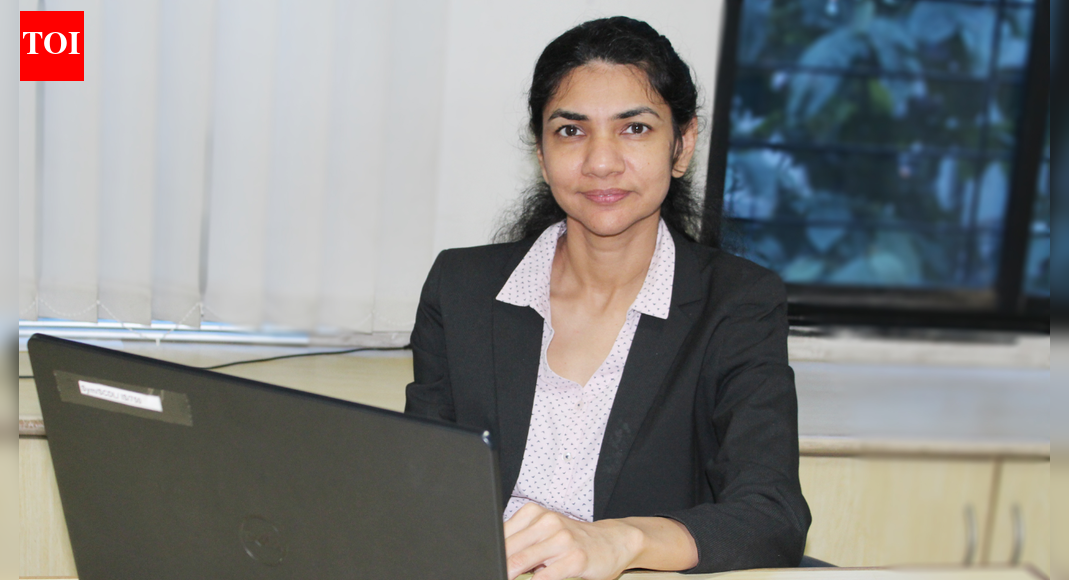 Who is Sonali Kadam, a former Indian Army officer transforming STEM education through global exposure?