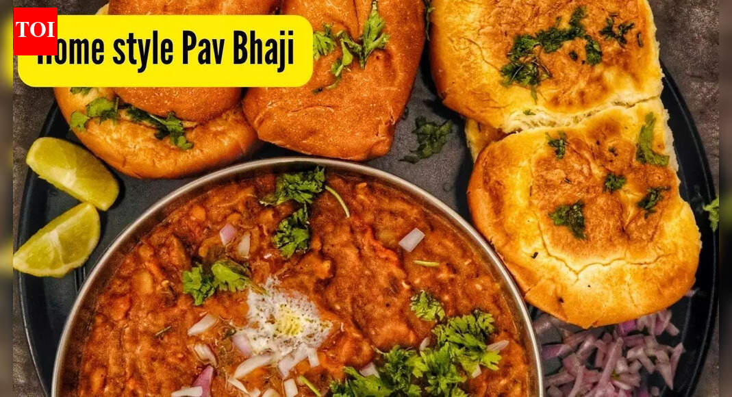 How to make restaurant style Pav Bhaji with fresh winter vegetables
