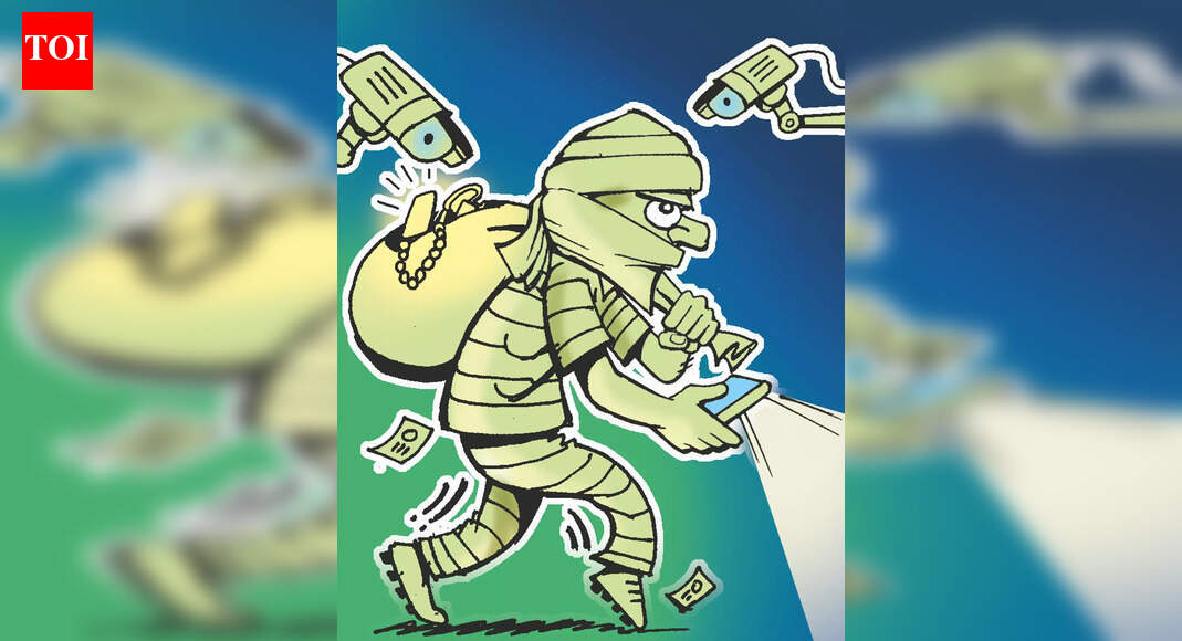 Cash, valuables stolen from temples in Dumka, Hazaribag