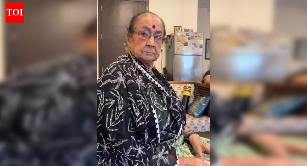 Anupam Kher reveals why mother Dulari was upset and scolded him: 'Brother has stopped wearing Nikkar because of the cold'