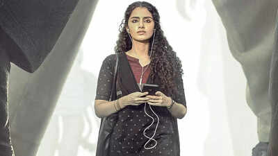 Anupama Parameswaran's ‘Lockdown’ PUSHED AGAIN; second delay in two weeks, will the film have a release in 2025?