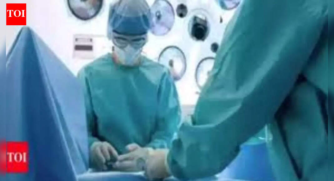 Uttar Pradesh: Fake, drunk doc performs surgery watching YouTube; woman dies