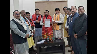 Puri locals meet Odisha CM, seek hassle-free darshan at Jagannath Temple