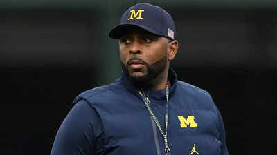 Fired Michigan coach Sherrone Moore reportedly felt “suicidal” after police responded to tense visit at assistant’s apartment