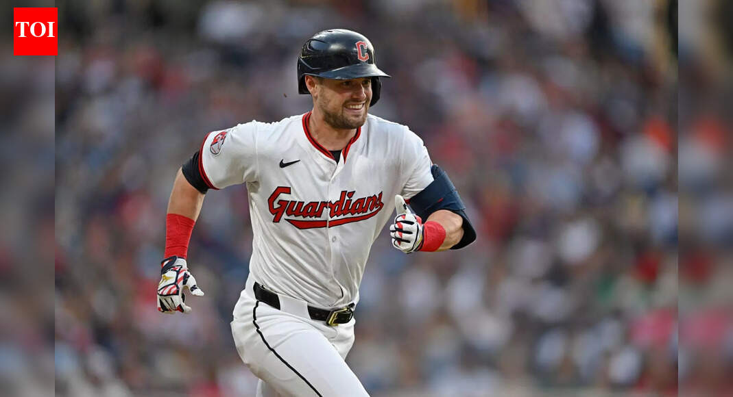 Kansas City Royals has signed Lane Thomas after the injury that kept him off the field for 123 games