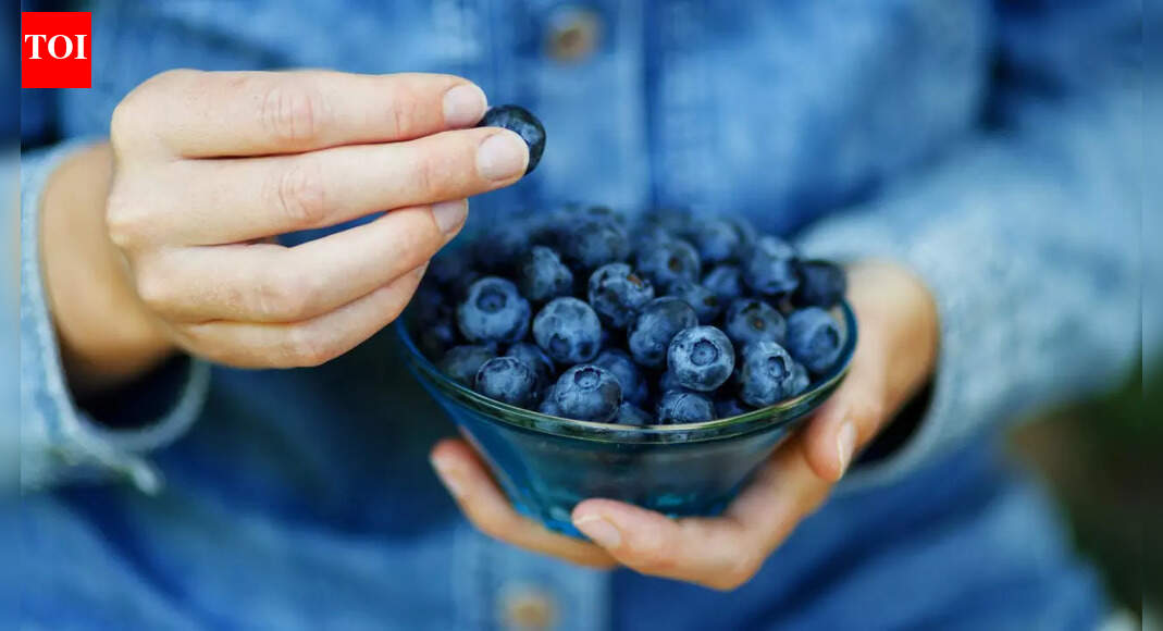 From reducing blood pressure to cholesterol: Heart benefits of blueberries and power salad recipes