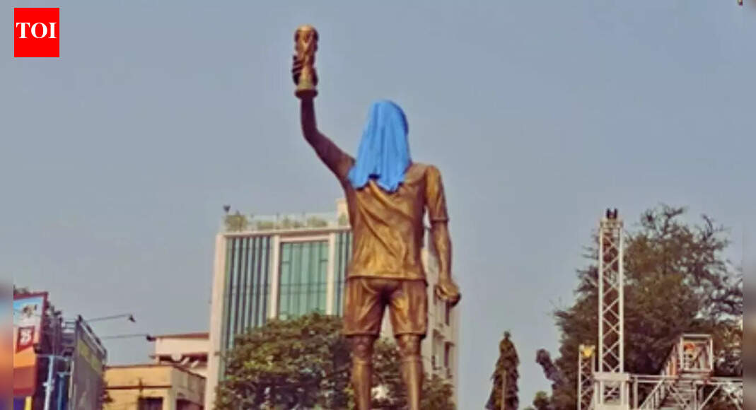Watch: At 70-ft tall, 'worlds largest Messi statue' erected in Kolkata ahead of GOAT tour; Z-category shield for football king