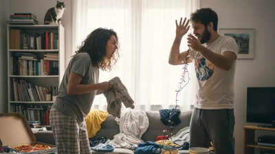 These zodiac couples are pure chaos when they fall in love