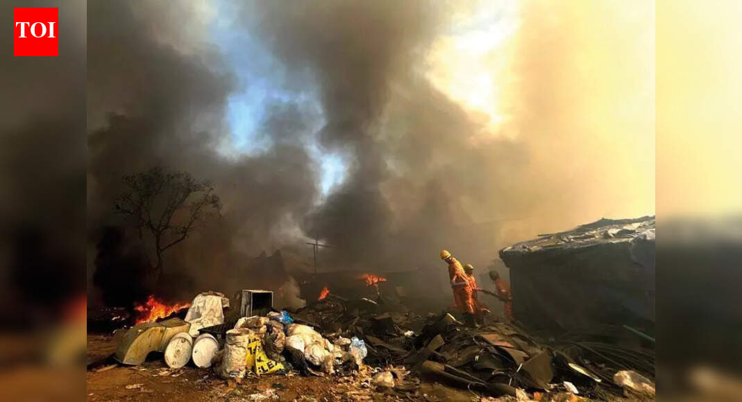 Blaze rips through Verna scrapyard