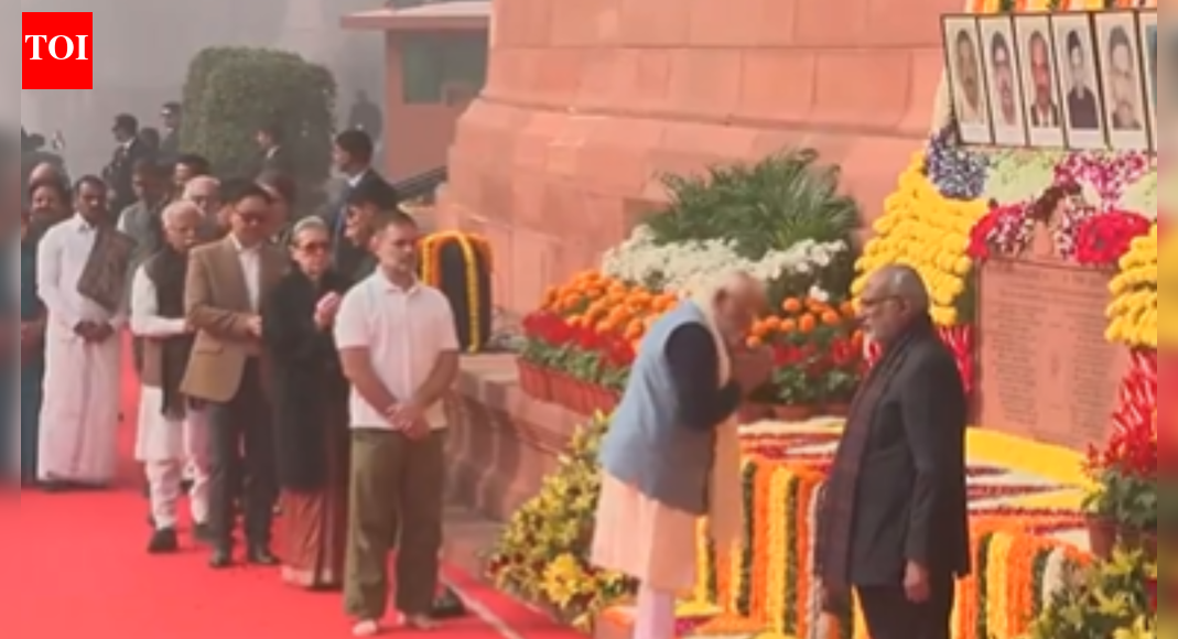 2001 Parliament attack anniversary: PM Modi, Rahul Gandhi pay tribute to fallen heroes – video