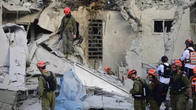 No Iêmen, pressão do poder no sul desafia deadlock dos Houthi