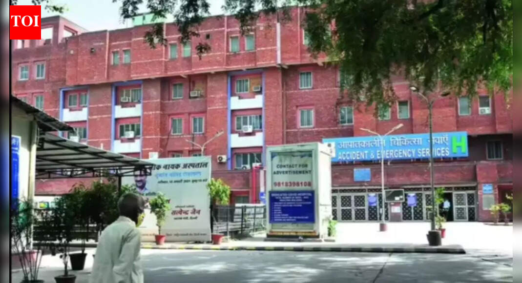 Delhi plans to run 11 govt hospitals on PPP model