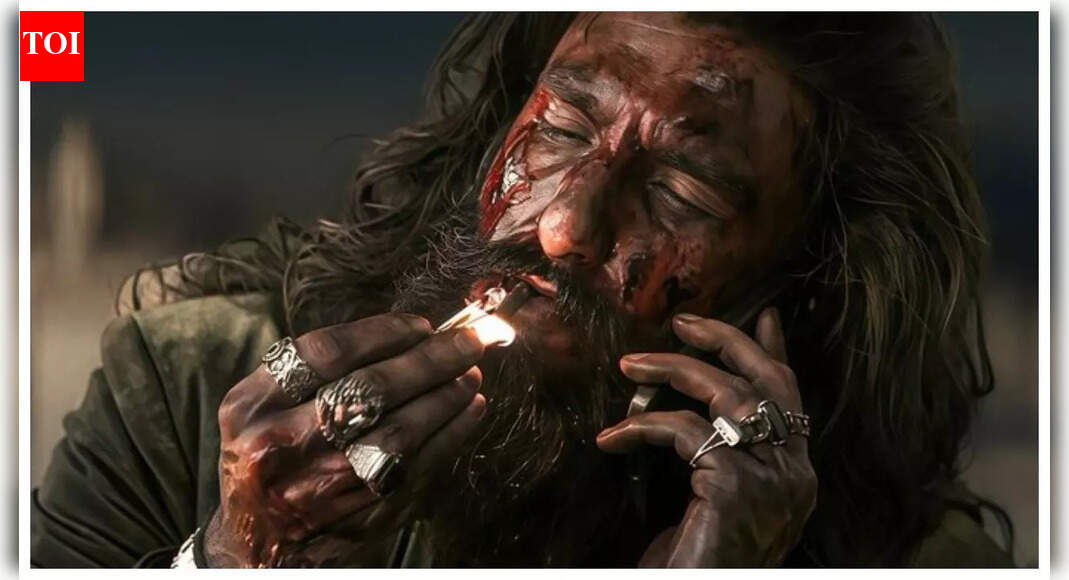 ‘Dhuranndhar’: Ranveer, Akshaye, Madhavan starrer marches towards Rs 300 cr; to beat Padmaavat