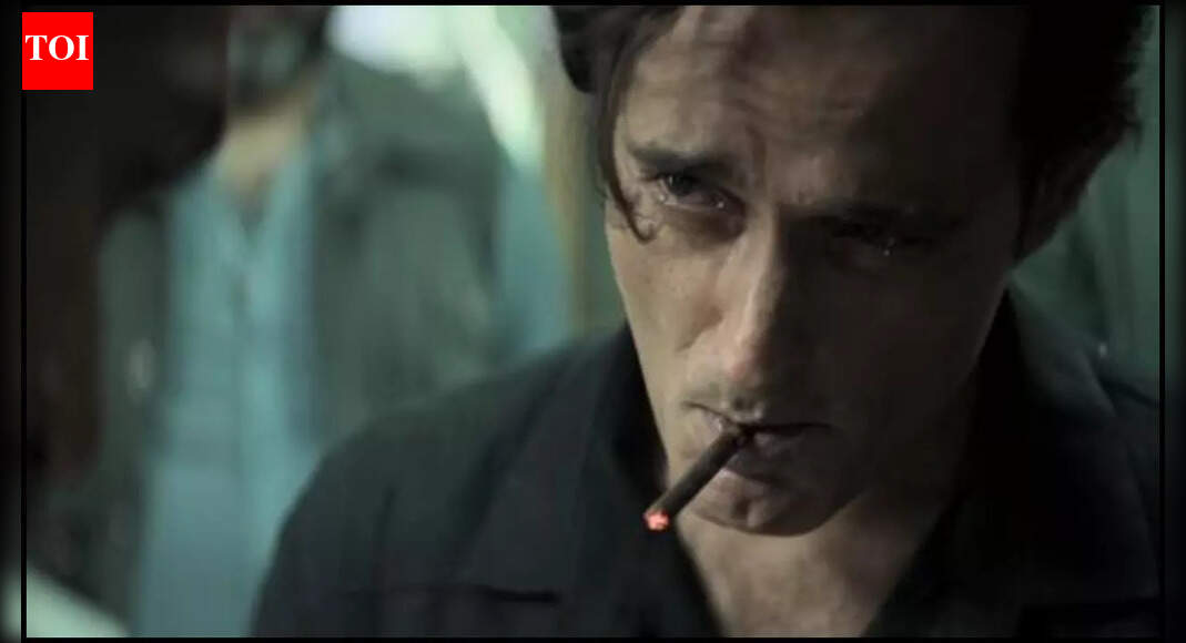 'Dhurandhar': Akshaye Khanna starrer gets new midnight show times in Mumbai and Pune, due to high demand