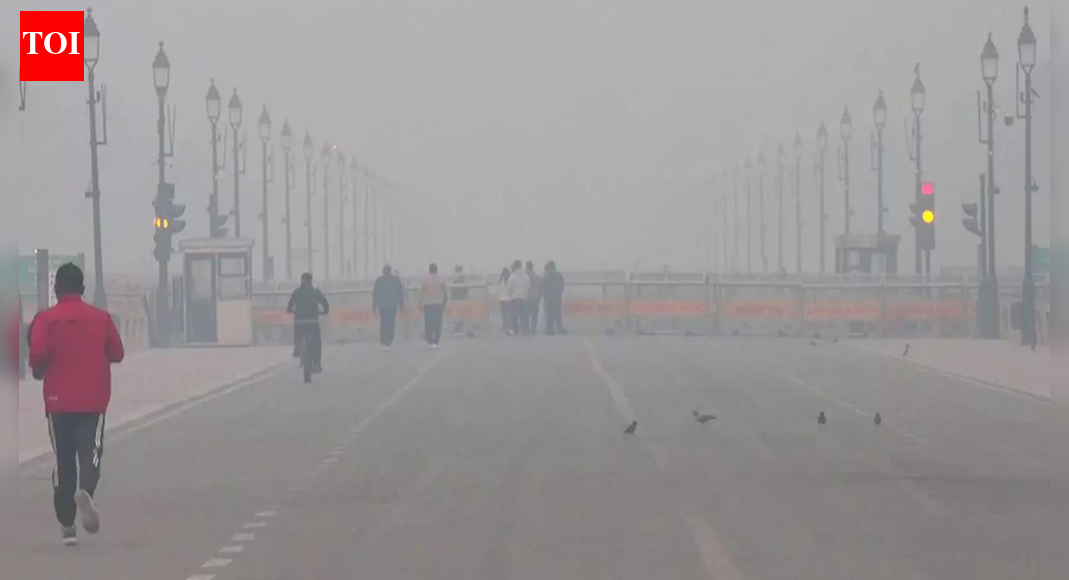 Toxic smog, dense fog choke Delhi-NCR as AQI slips deeper into 'severe plus' zone