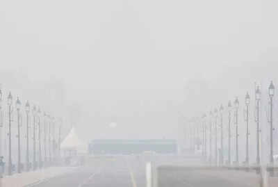 Delhi schools shift to hybrid mode for Classes 1–9 and 11 as pollution worsens under GRAP-IV