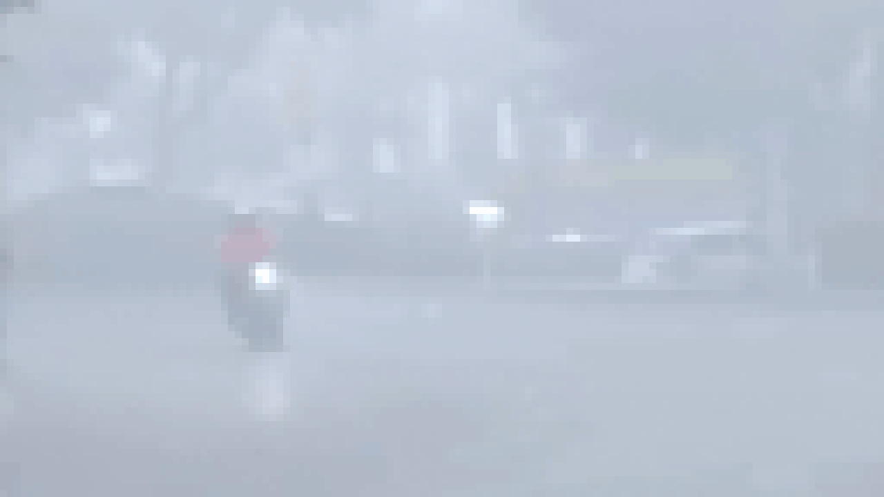 Watch: Delhi disappears in toxic smog; 40 stations go 'red' as residents  struggle to breathe | Delhi News - The Times of India