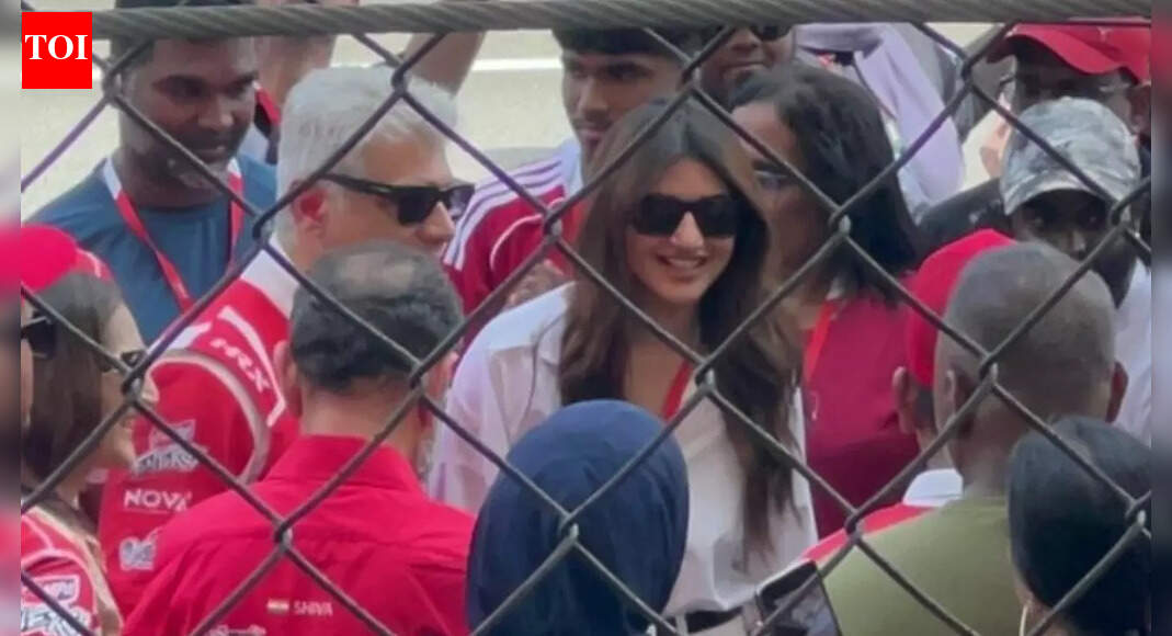 Ajith and Sreeleela’s surprise meeting in Malaysia goes viral; Will the duo pair up for 'AK 64?