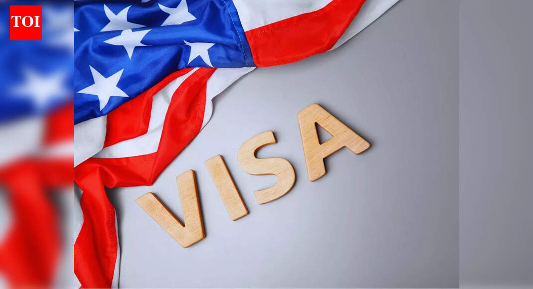 Applying for an F-1 student visa from India? Here are the documents you must submit