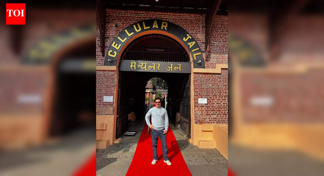 Randeep Hooda revisits cellular jail; 115 years of ‘Sagara Pran Tarmalala’, a personal tribute to Veer Savarkar