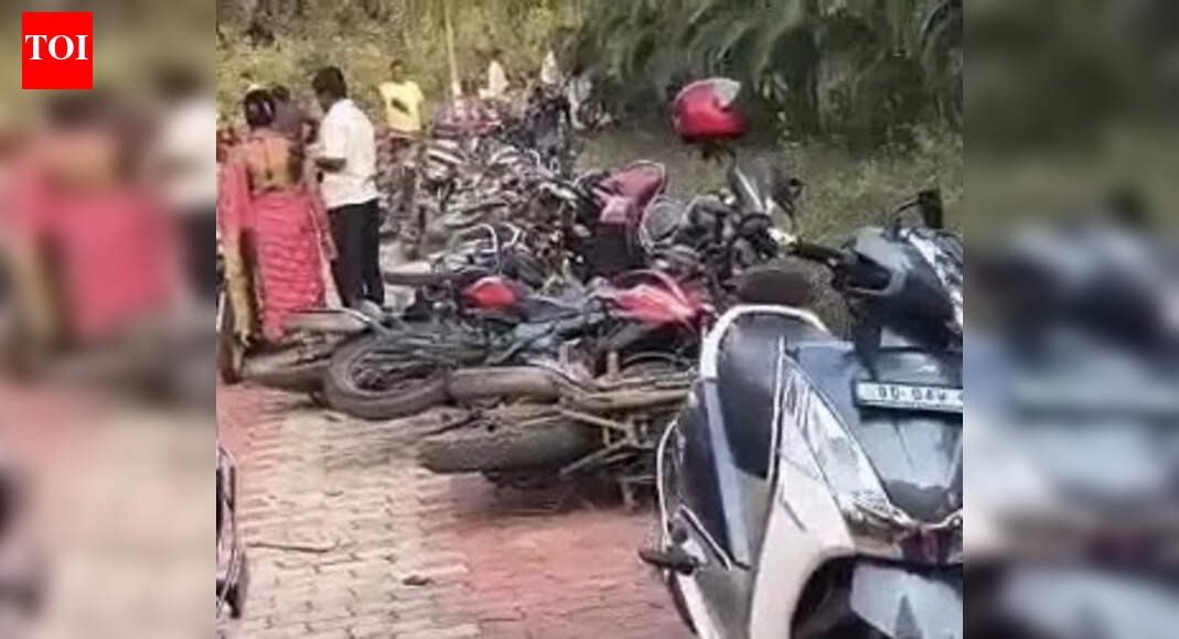 12 injured in group clash in Jajpur district