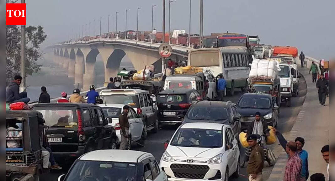 CCTV monitoring, DL cancellation among steps to streamline traffic snarls on Vikramshila Setu