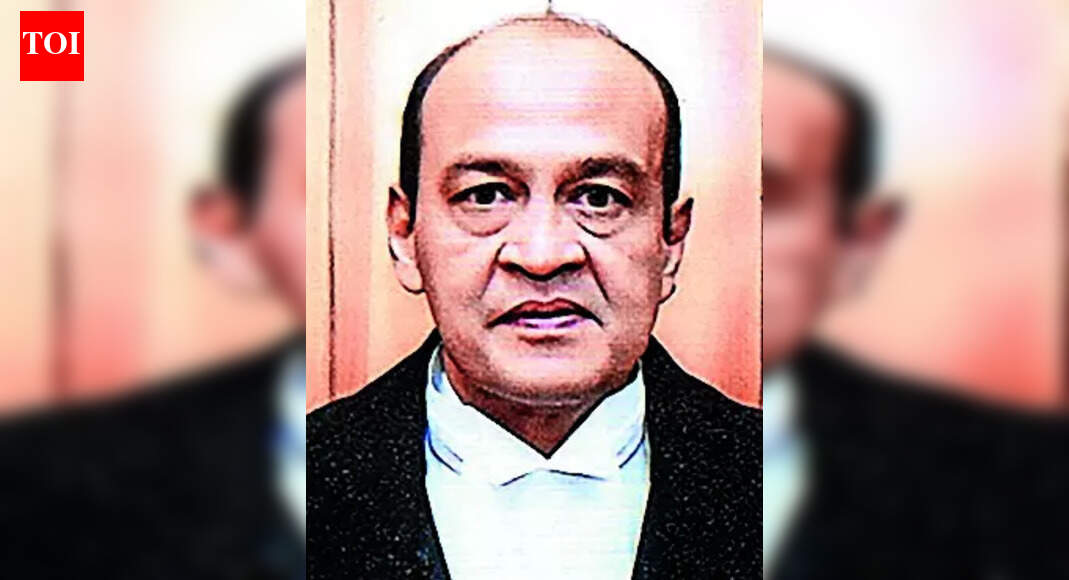 Panel gives Justice Varma 6 weeks to respond to charges