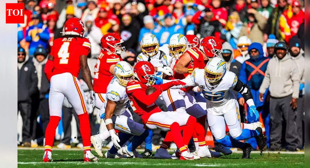 List of all celebrities and tv personalities who attended the Chiefs game against Chargers