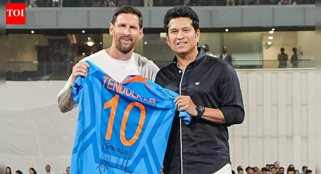 Lionel Messi takes over Mumbai: Wankhede shifts from cricket chants to football's GOAT
