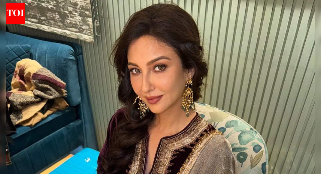 Saumya Tandon opens up about slapping Akshaye Khanna in intense 'Dhurandhar' scene, says Aditya Dhar told me to 'go for it'