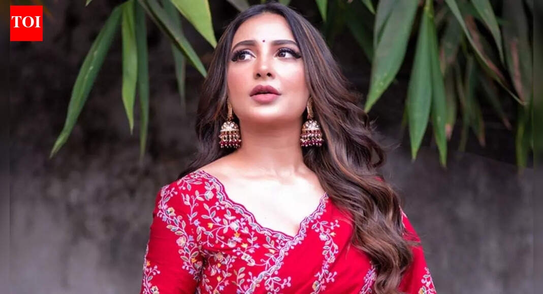 Subhashree Ganguly faces backlash for Messi pics; Raj Chakraborty defends wife: 'Does being an actress disqualify her?'