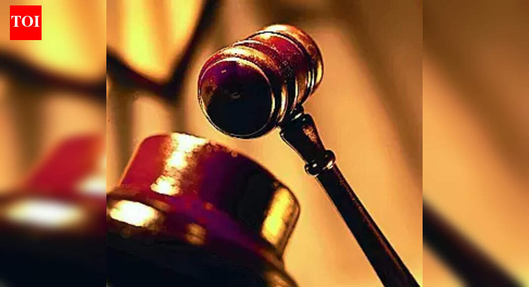 MNS, Shiv Sena workers acquitted in 2018 rioting case