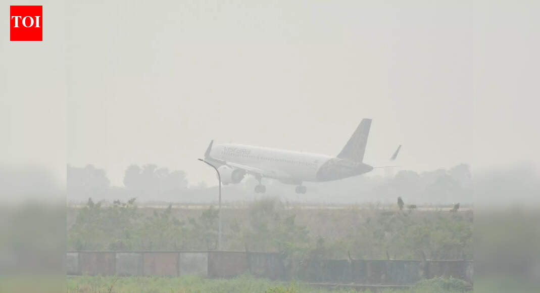 Fog delays six flights from Delhi to Bhubaneswar