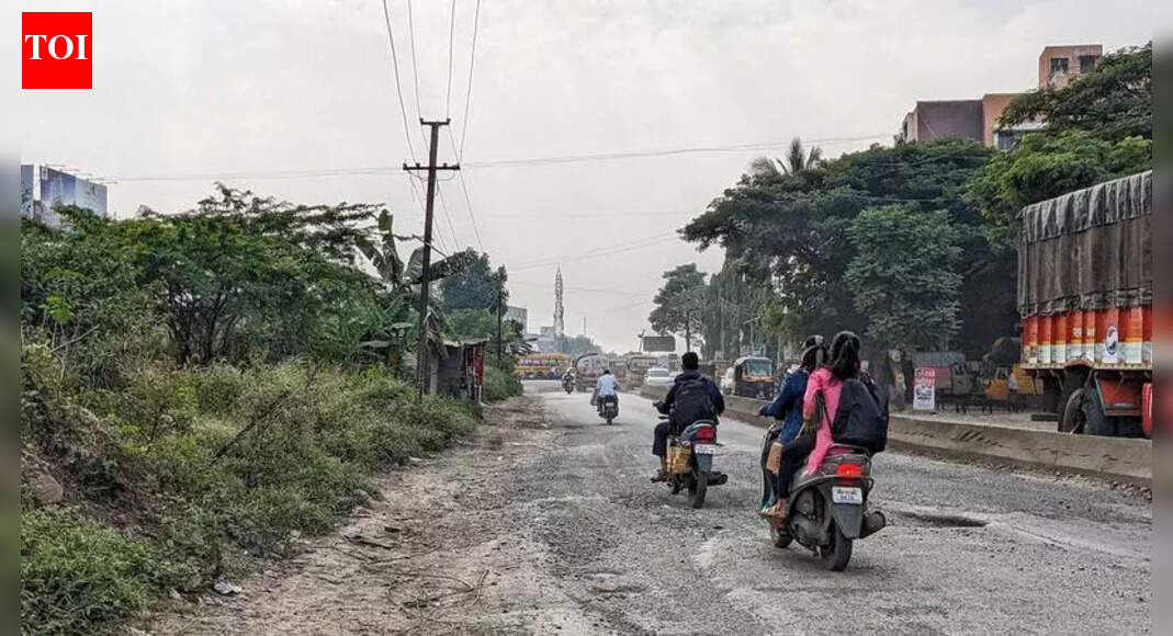 Teacher run over by truck after scooter skids on Katraj-Kondhwa Road