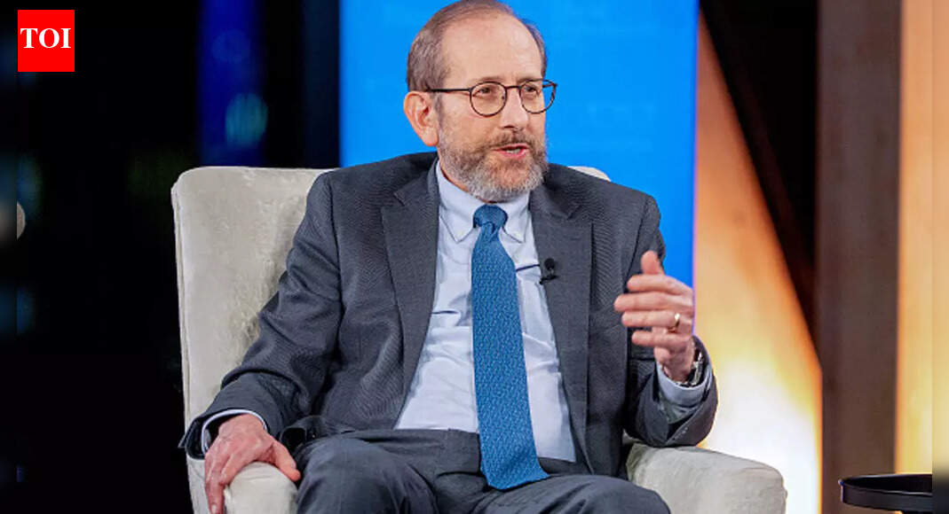 Harvard confirms Alan Garber to continue as president indefinitely amid Trump administration scrutiny and federal funding disputes