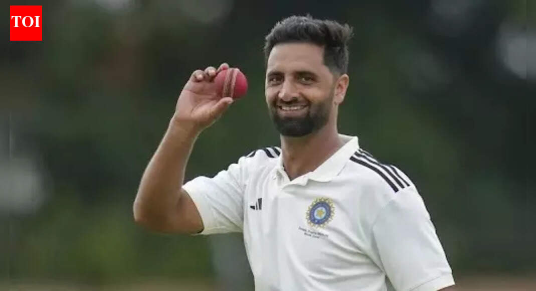 IPL auction: Auqib Nabi Dar- Meet J&K pacer sold to DC for Rs 8.4 crore