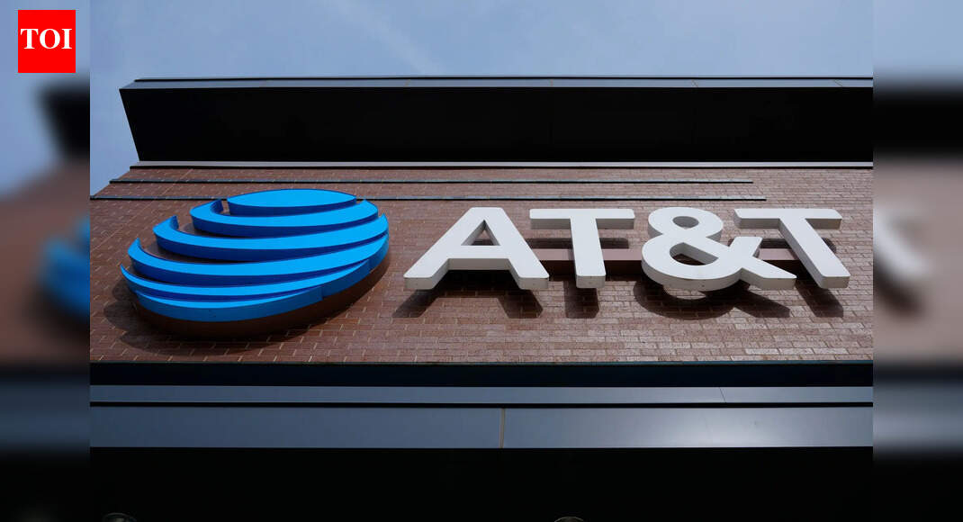 Read AT&T CEO John Stankey's 'blunt memo' to employees that he said he should have sent earlier