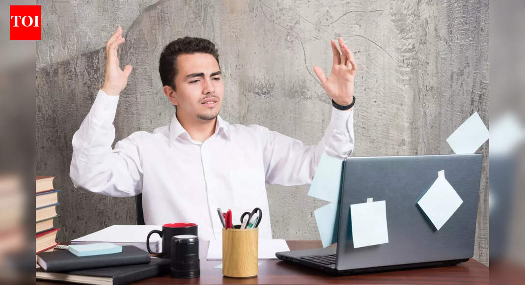 'They will think I’m incapable at my job,' shares employee: What to say to your boss after making a mistake at work