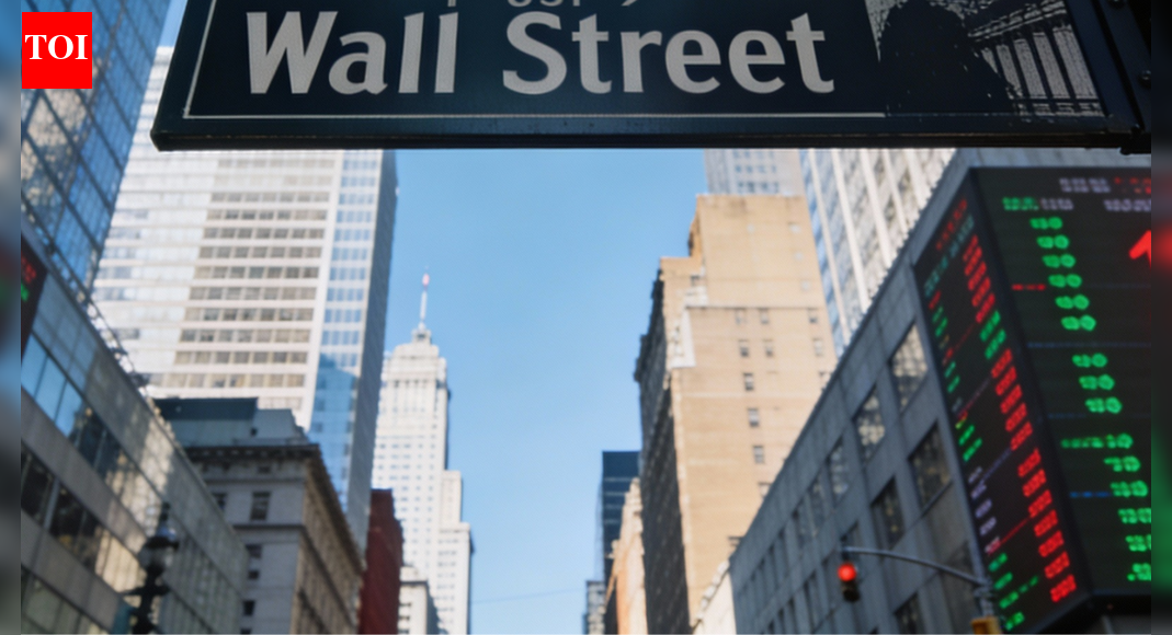 US markets: Wall Street opens flat amid economic uncertainty after jobs data; S&amp;P 500 slips 0.1 per cent, Nasdaq down by 0.2%