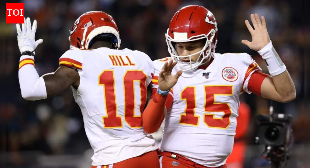 Tyreek Hill’s ambiguous post after Patrick Mahomes’ ACL tear has Chiefs fans reading between the lines