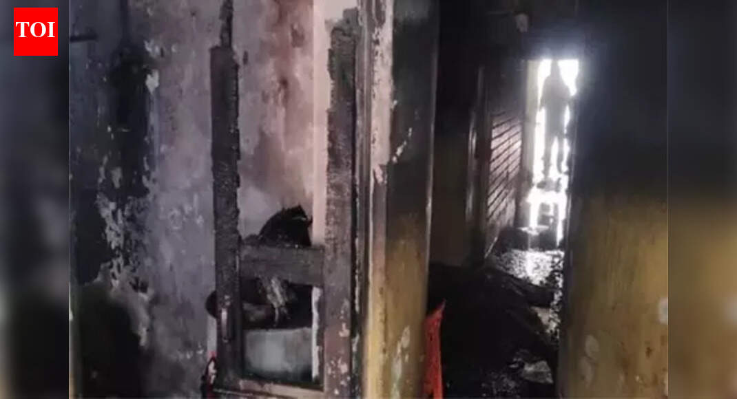 Two killed, six injured after fire breaks out in Dhanbad house