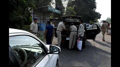 Goa police stop IAS officer’s car for checking, SP orders squats