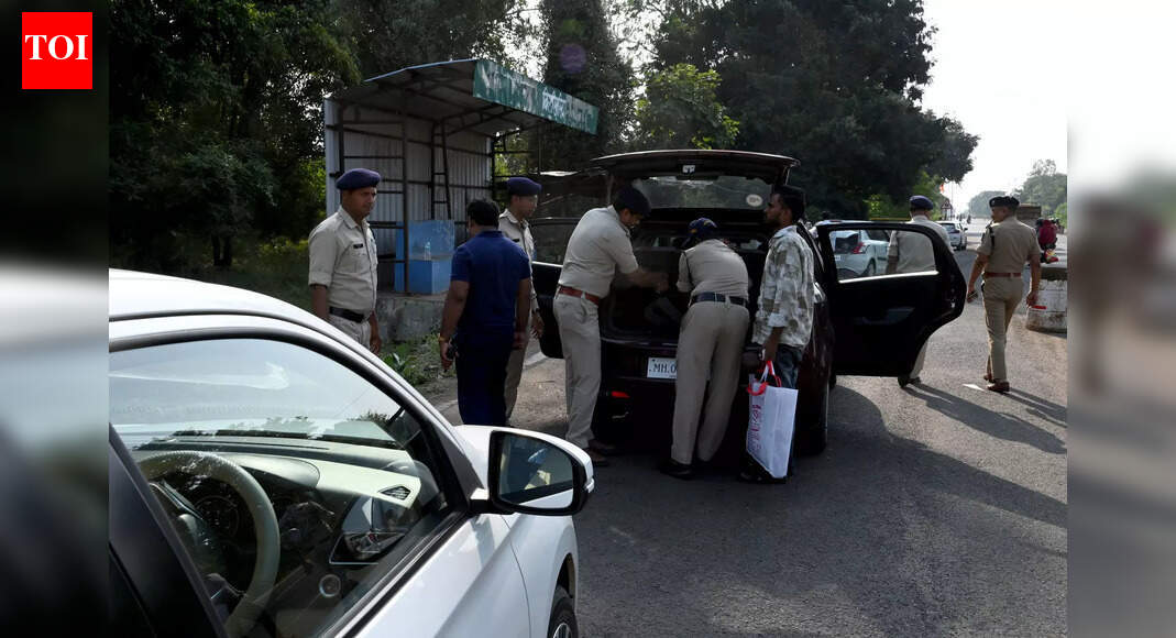 Goa police stop IAS officer’s car for checking, SP orders squats