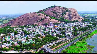 Now, waqf board says deepathoon is on dargah land