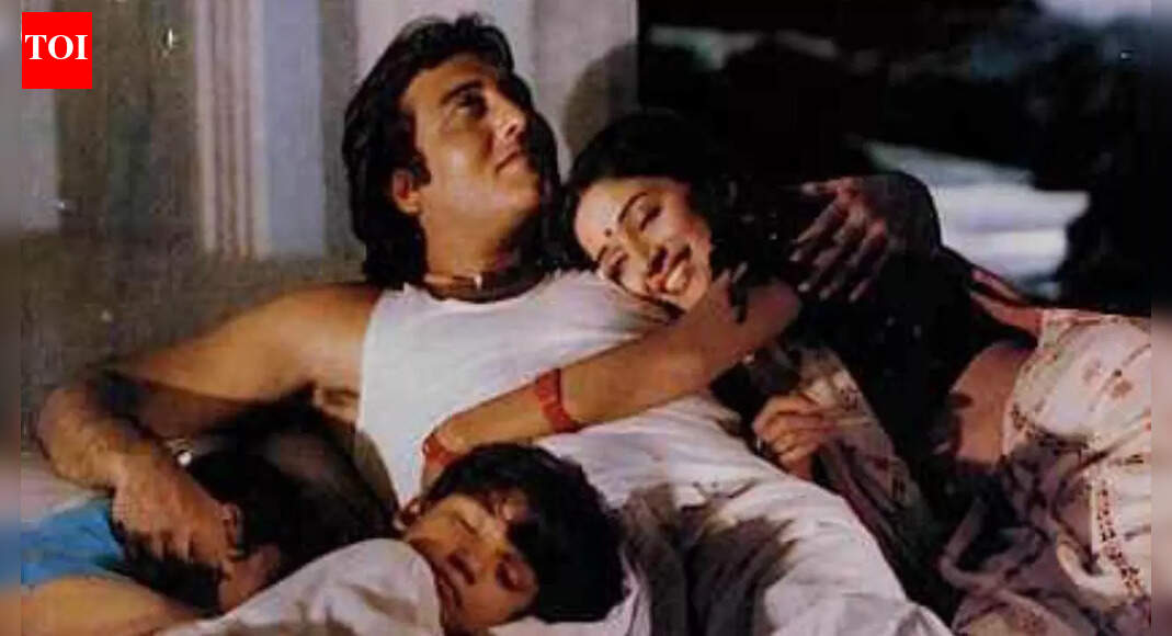 ‘I was very embarrassed’: Madhuri Dixit revisits the Dayavan intimate scenes with Vinod Khanna decades later