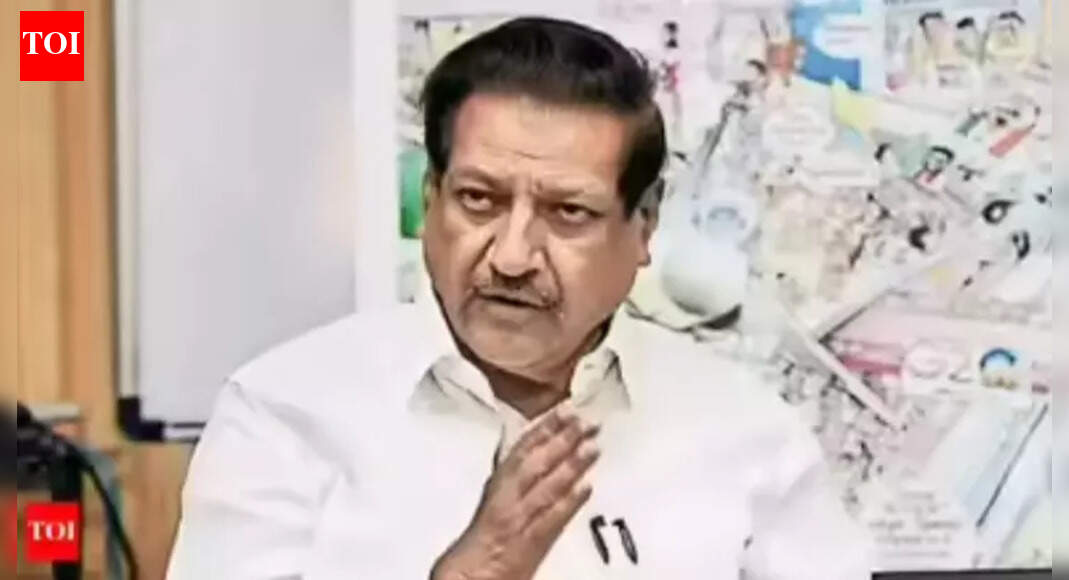 Congress failing to raise issues that concern common man: Chavan