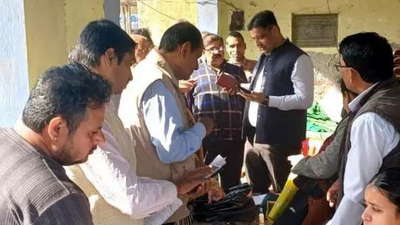  Ahead of SIR draft roll, Ghaziabad flags 10 lakh voters as deleted; Noida lists 4.5 lakh